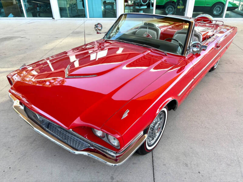 1966 Ford Thunderbird