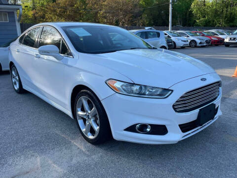 2016 Ford Fusion SE