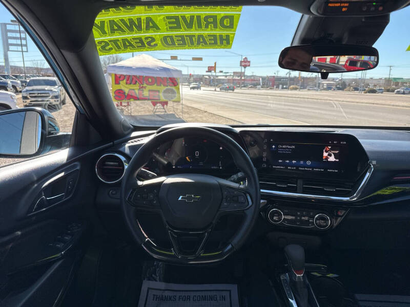 2025 Chevrolet Trax RS