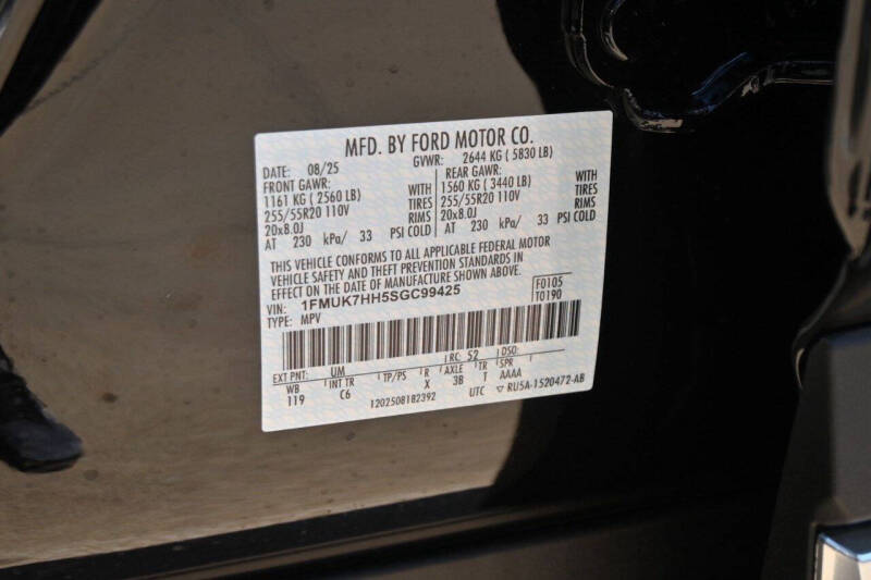 2025 Ford Explorer Platinum