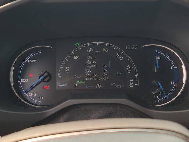 2023 Toyota RAV4 Hybrid SE