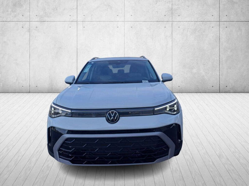 2025 Volkswagen Taos SEL 4Motion