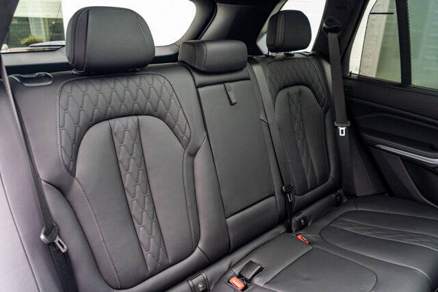 2022 BMW X5 51