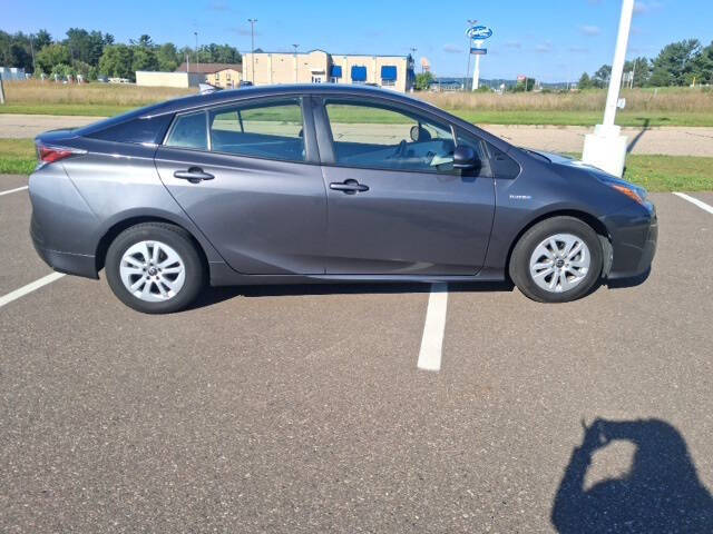 2017 Toyota Prius Two