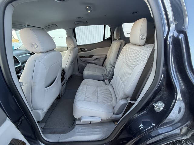 2018 GMC Acadia SLE-2