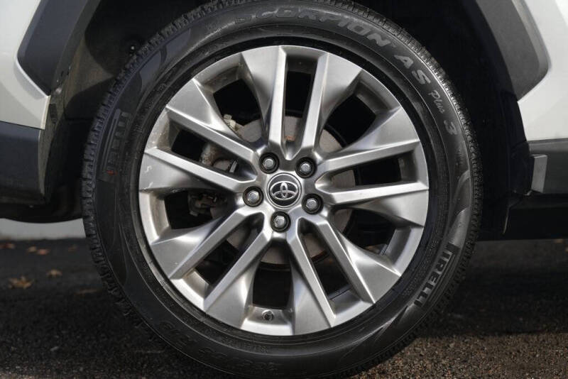 2023 Toyota RAV4 Limited