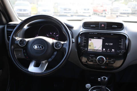 2018 Kia Soul +