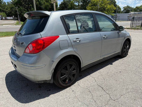 2012 Nissan Versa 1.8 S