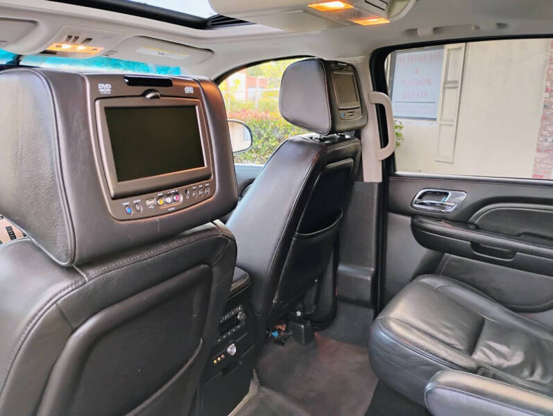 2014 Cadillac Escalade ESV Platinum