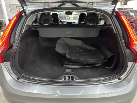 2018 Volvo V60 T5 Dynamic