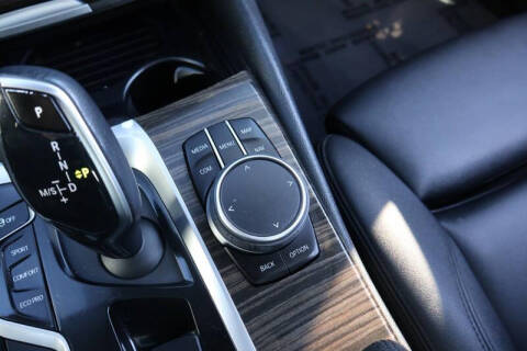 2019 BMW 5 Series 530i