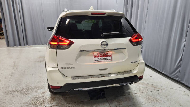 2020 Nissan Rogue SL