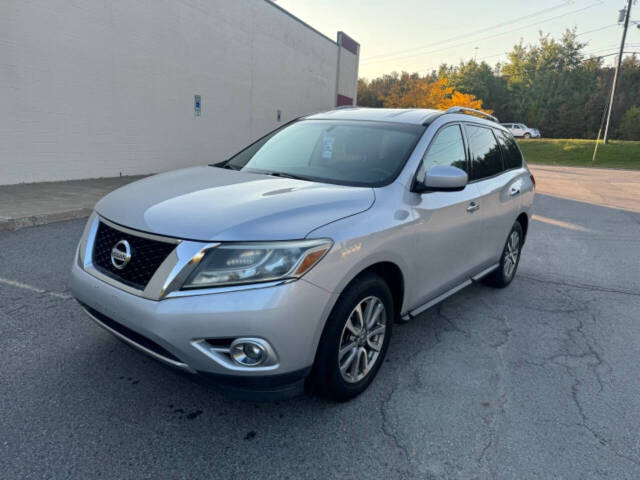 2015 Nissan Pathfinder for sale at Commonwealth Motors LLC in Moosic, PA