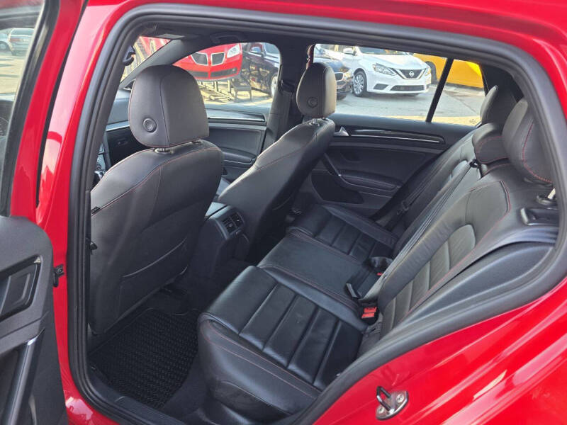 2015 Volkswagen Golf GTI SE