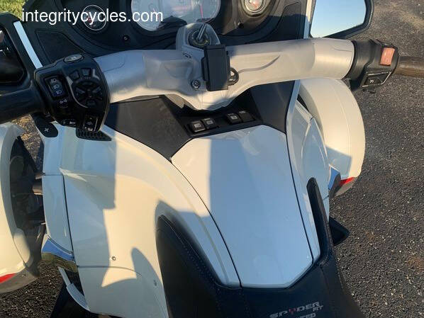 2012 Can-Am SPYDER RT MIMITED SE5