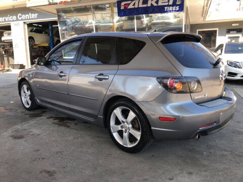 2005 Mazda MAZDA3