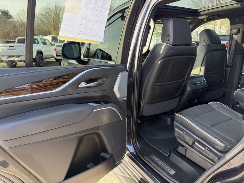 2022 Cadillac Escalade Premium Luxury