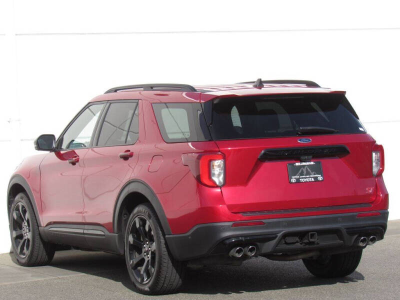 2022 Ford Explorer ST