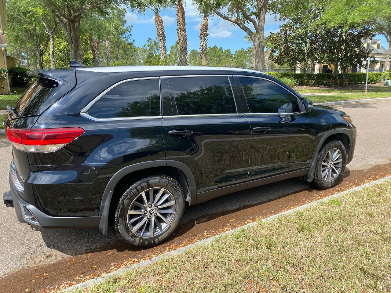 2019 Toyota Highlander for sale at PRESTIGE AUTO's WORLDWIDE, LLC in Orlando, FL