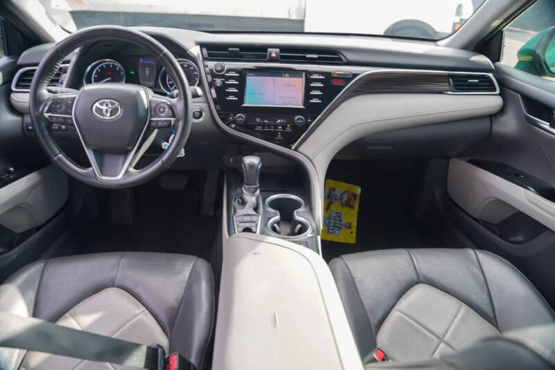 2020 Toyota Camry LE