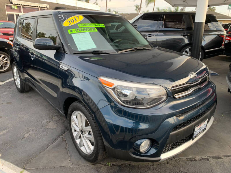 2017 Kia Soul for sale at PACIFICO AUTO SALES in Santa Ana CA