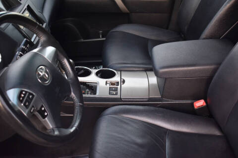 2012 Toyota Highlander SE