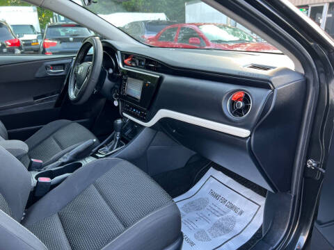 2017 Toyota Corolla iM