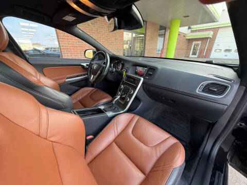 2015 Volvo S60 T5 Platinum