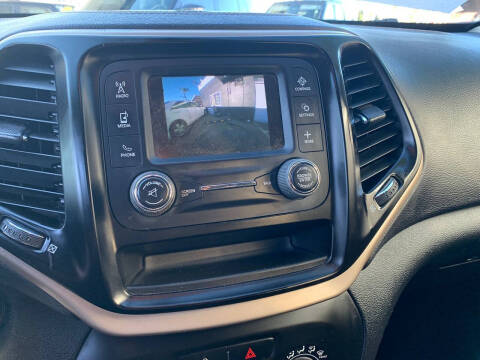 2018 Jeep Cherokee Latitude