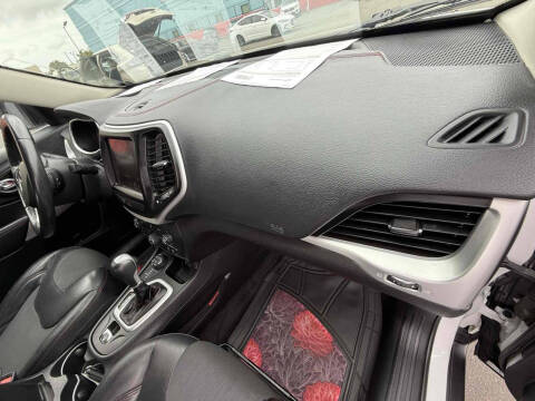 2018 Jeep Cherokee Trailhawk