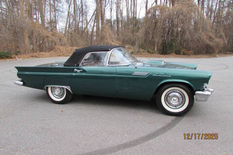 1957 Ford Thunderbird