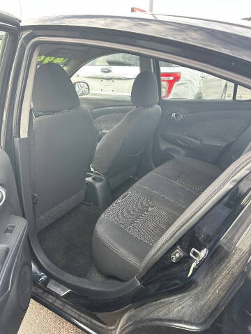 2014 Nissan Versa 1.6 SV