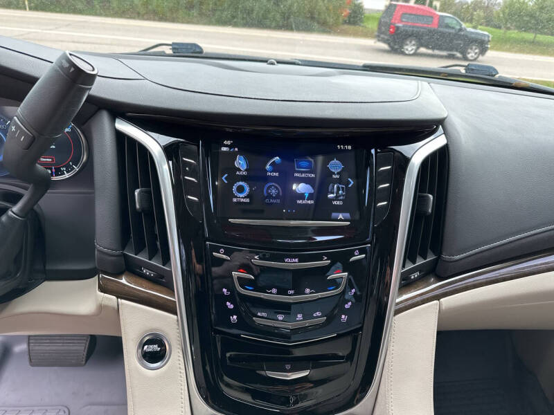 2020 Cadillac Escalade ESV Premium Luxury