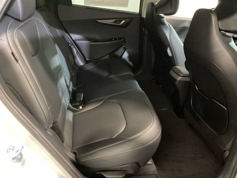 2025 Kia EV6 Wind