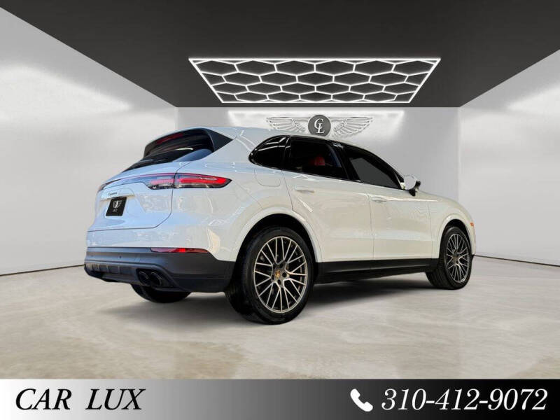 2022 Porsche Cayenne Platinum Edition