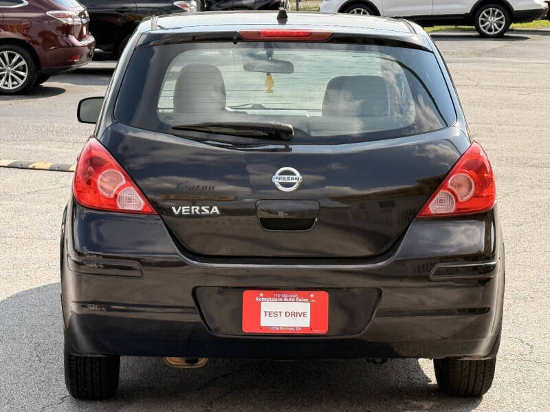 2011 Nissan Versa 1.8 S