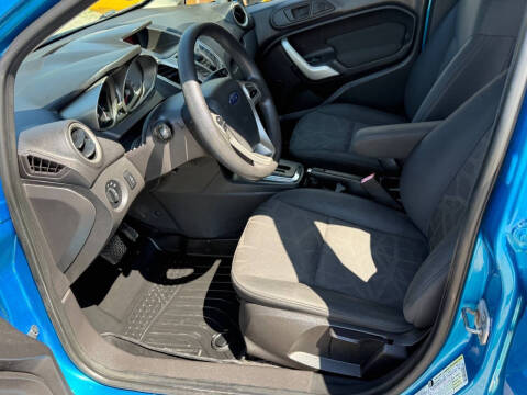 2012 Ford Fiesta SE