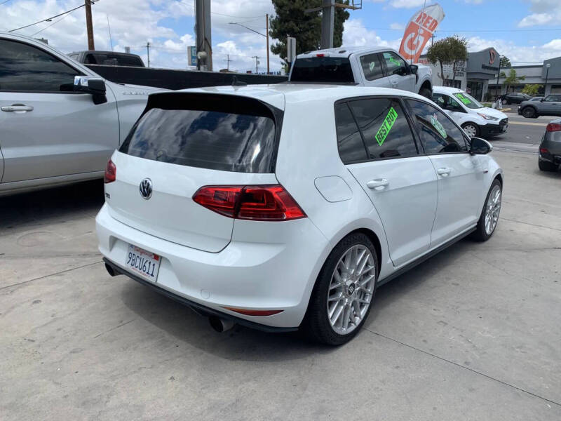 2017 Volkswagen Golf GTI S