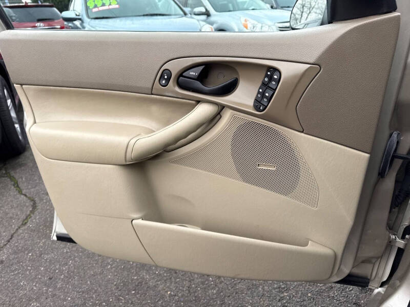 2006 Ford Focus ZXW SES