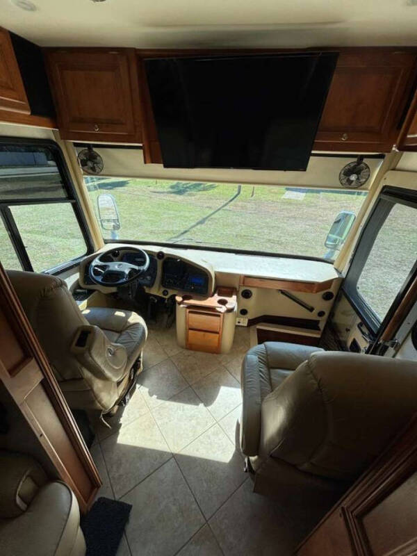 2008 Freightliner XC RAISED RAIL