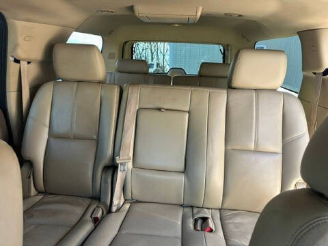 2011 GMC Yukon XL SLT