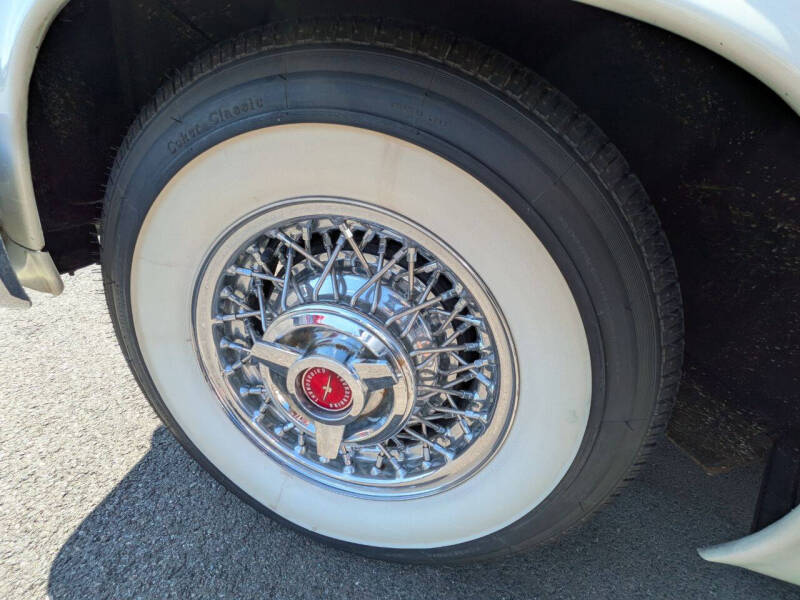1957 Ford Thunderbird