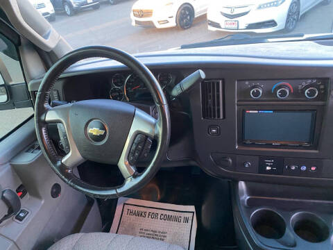 2019 Chevrolet Express 2500