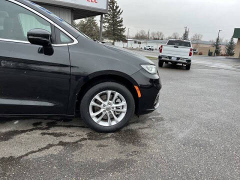 2022 Chrysler Pacifica Touring