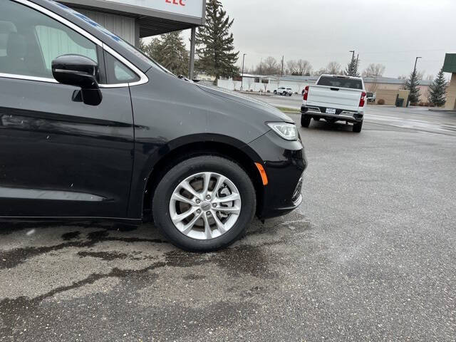 2022 Chrysler Pacifica Touring