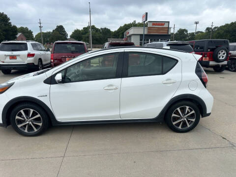 2018 Toyota Prius c Four