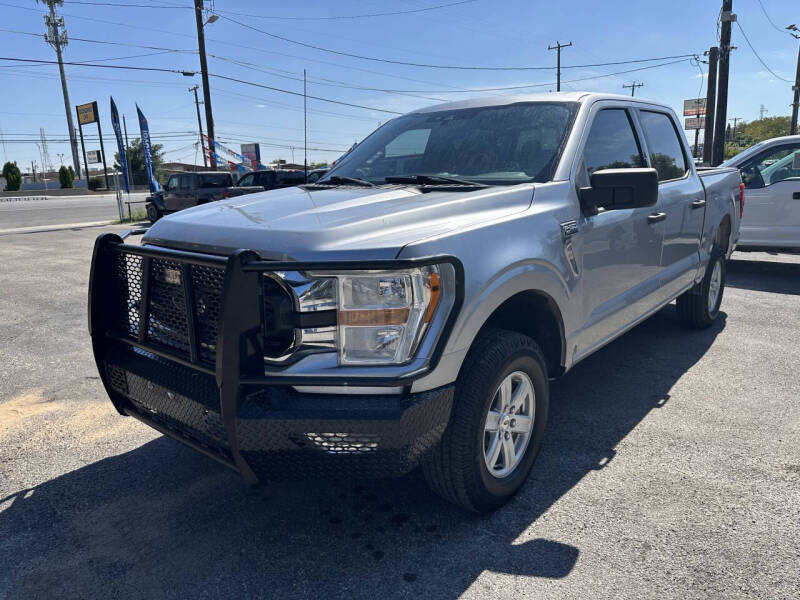 2022 Ford F-150 XLT's photo