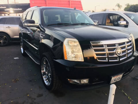 2007 Cadillac Escalade for sale at Auto Max of Ventura in Ventura CA