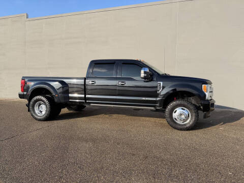 2017 Ford F-350 Super Duty Platinum