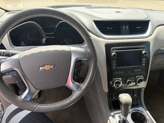 2017 Chevrolet Traverse LT